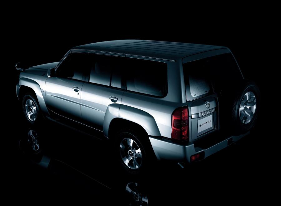  Nissan Safari 2004 года  (фото 4 из 4)